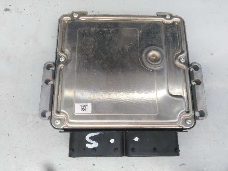 KIA Cee'd 2 generation (2012-2018) Engine Control Unit ECU 0281032126,391402A800,E3-A3-24-4 18599503