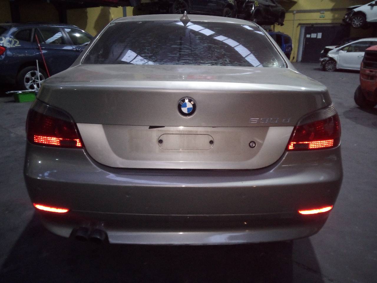 BMW 5 Series E60/E61 (2003-2010) kita_detale 39703970809L, E1-A3-7-2 18759774