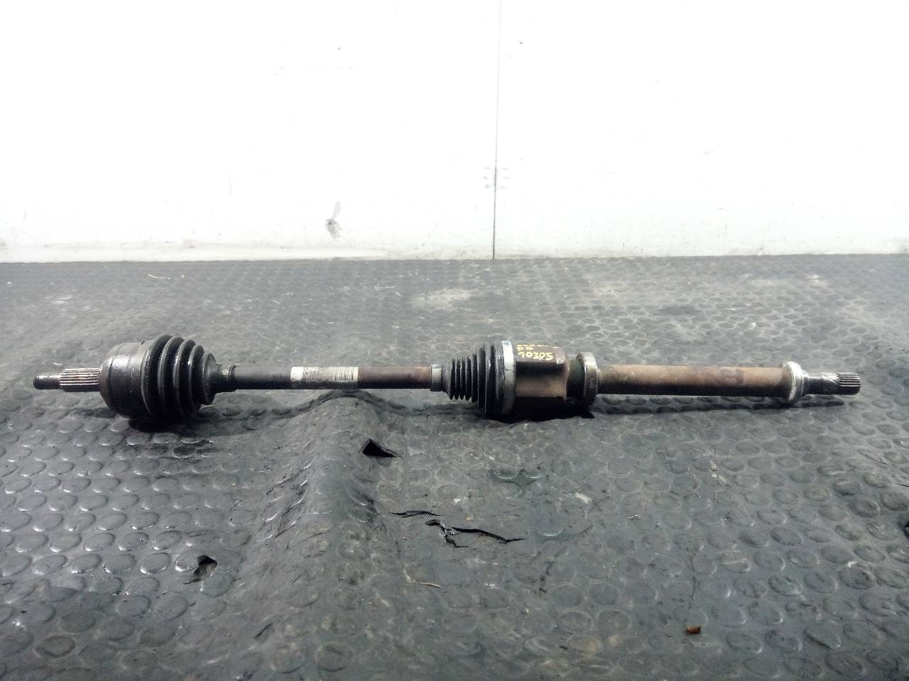 RENAULT Scenic 3 generation (2009-2015) Front Right Driveshaft 391003112R, P1-B6-33 20960068