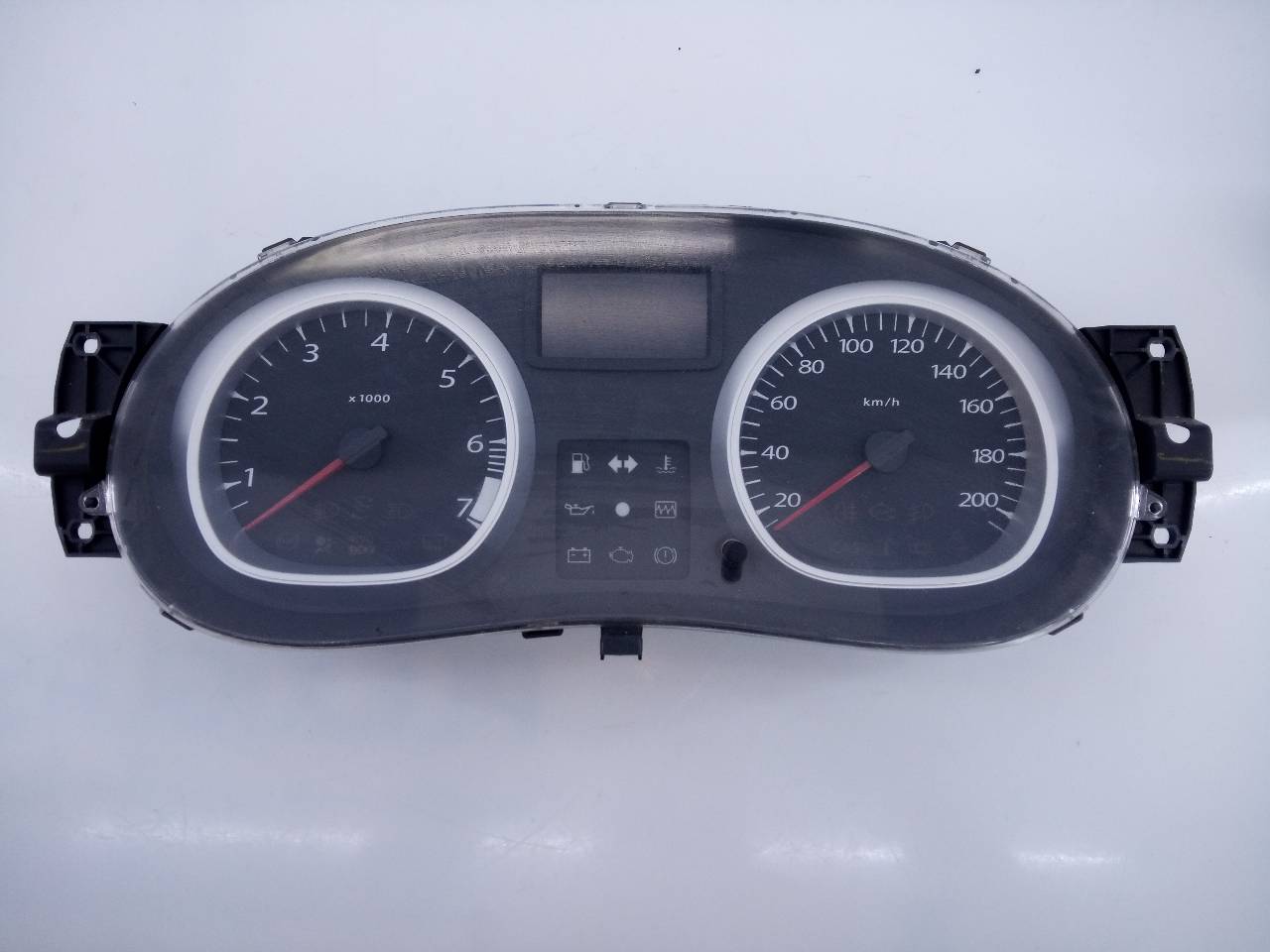 DACIA Logan 1 generation (2004-2012) Speedometer E2-A1-32-7 21798179