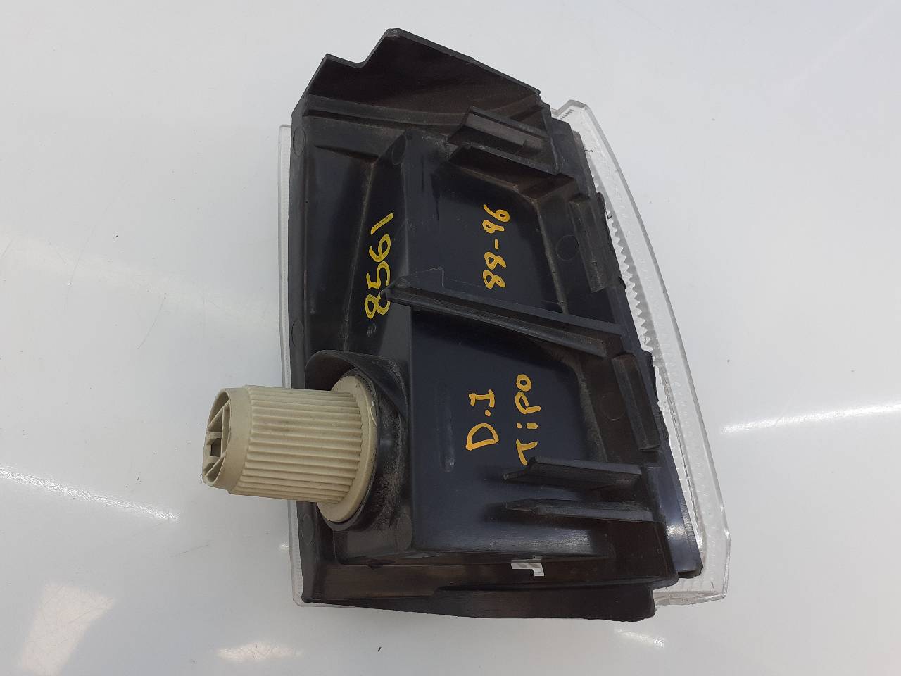 FIAT Front left turn light SINREF, E2-B2-3-2 18728879