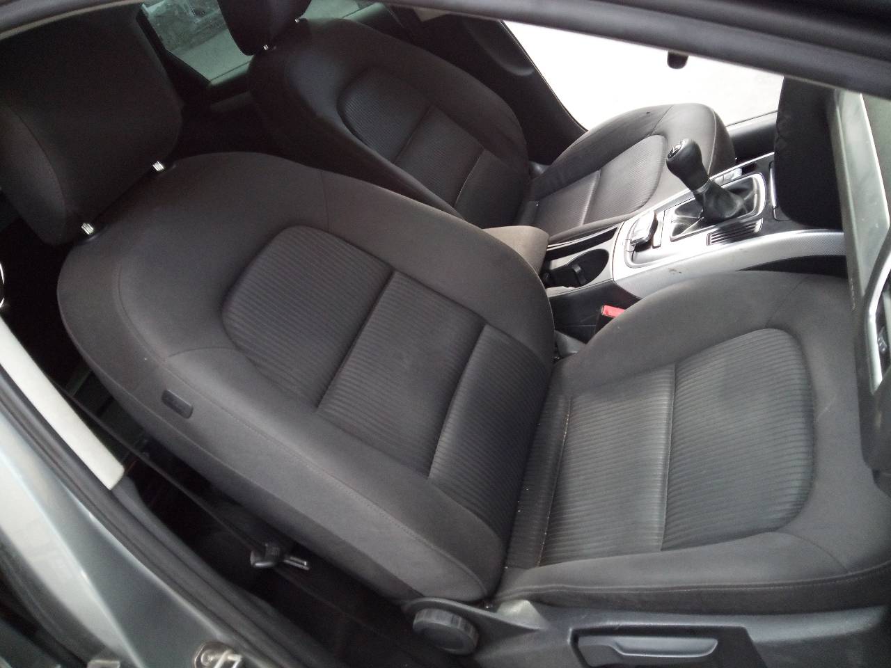 AUDI A4 B8/8K (2011-2016) Front Left Driveshaft 8K0407271Q, P1-A6-23 23724423