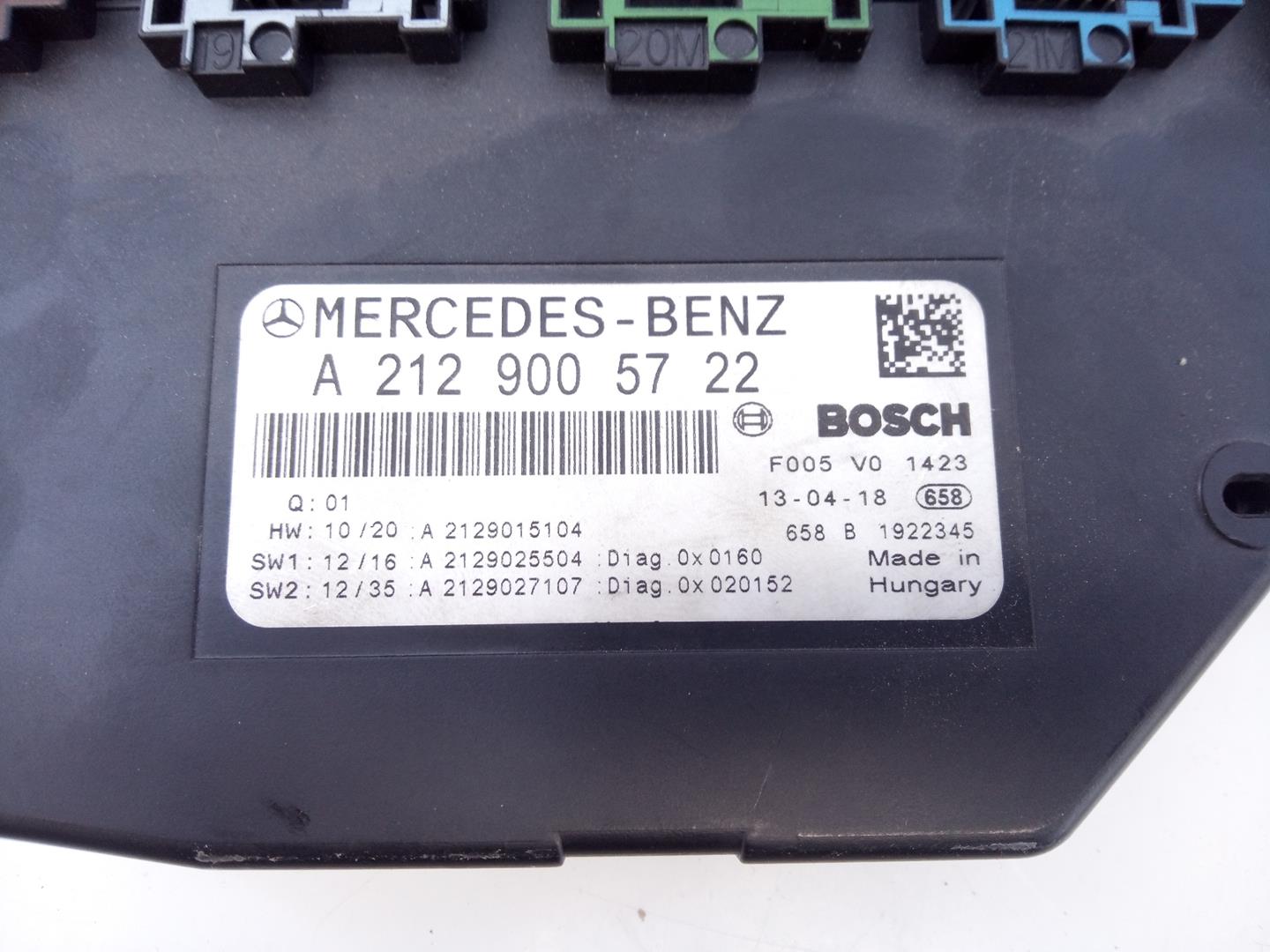 MERCEDES-BENZ C-Class W204/S204/C204 (2004-2015) Fuse Box A2129005722, E3-A1-14-7 24772248