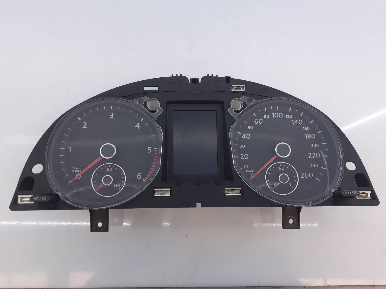 VOLKSWAGEN Passat B7 (2010-2015) Speedometer 3AA920870P, A2C53219792, E2-A1-2-4 18728837