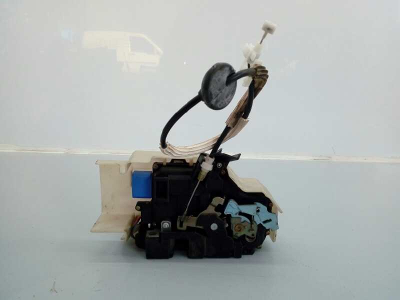 VOLKSWAGEN Touareg 1 generation (2002-2010) Front Right Door Lock E1-B6-12-1 18415475