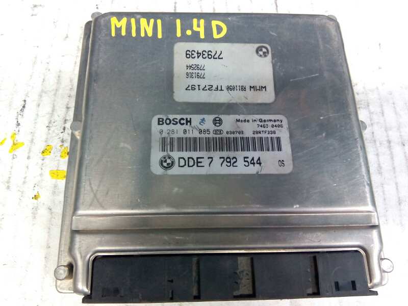 MINI Cooper R50 (2001-2006) Engine Control Unit ECU 0281011085, E3-A2-50-1 18347232