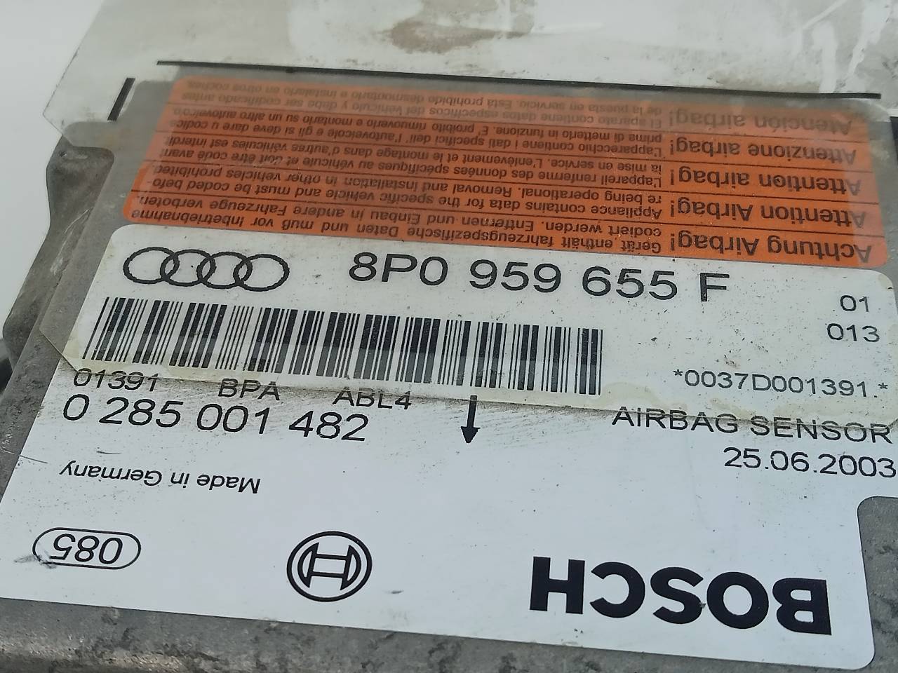 AUDI A3 8P (2003-2013) Oro pagalvių (SRS) valdymo blokas (kompiuteris) 8P0959655F,0285001482,E2-A1-39-7 21820636