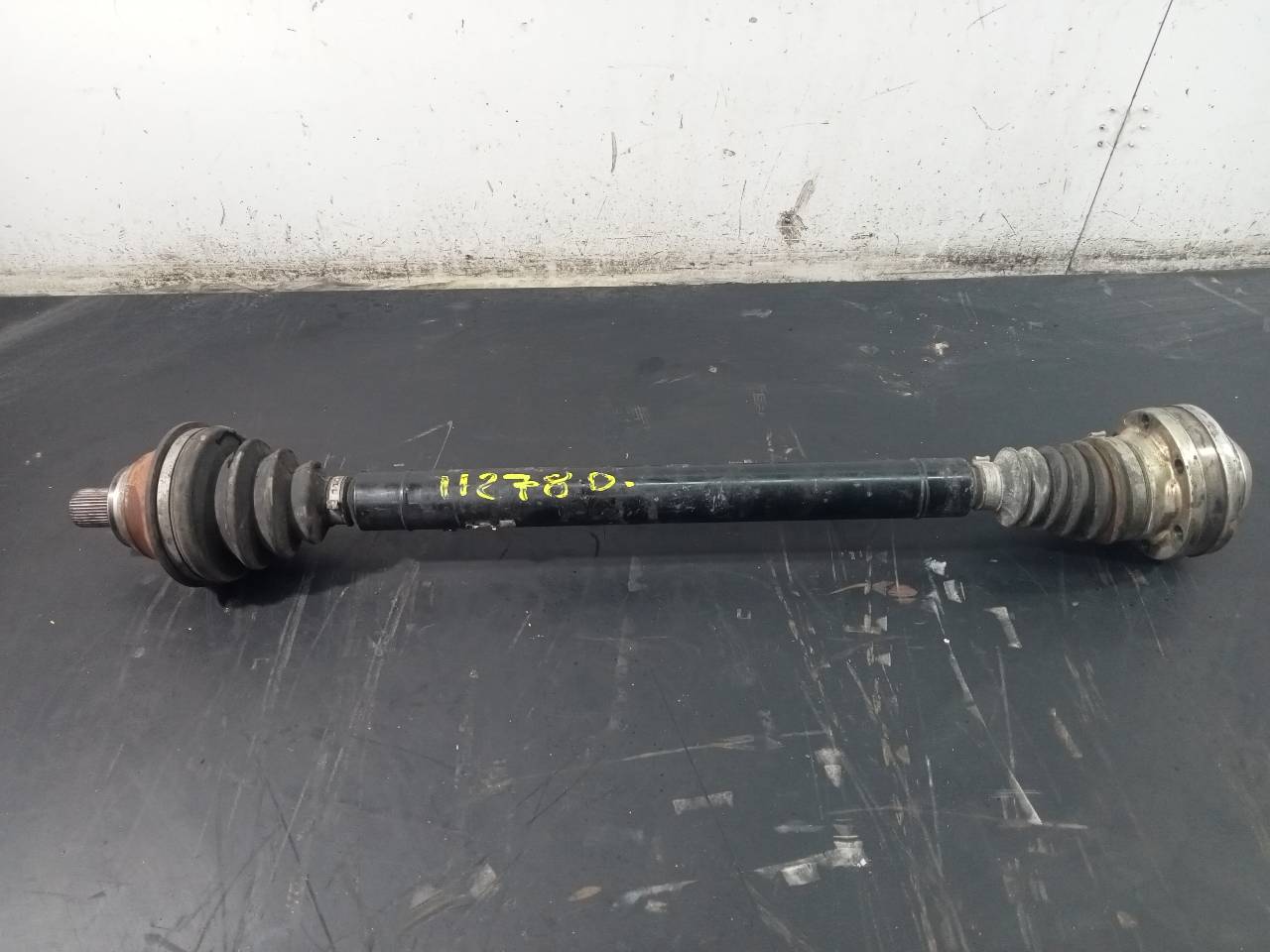 VOLKSWAGEN Golf 7 generation (2012-2024) Front Right Driveshaft P1-B6-43 21822308