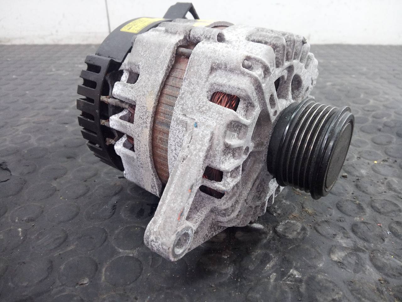 KIA Sportage 3 generation (2010-2015) Alternator 373002A850,P3-A5-2-3 20958758