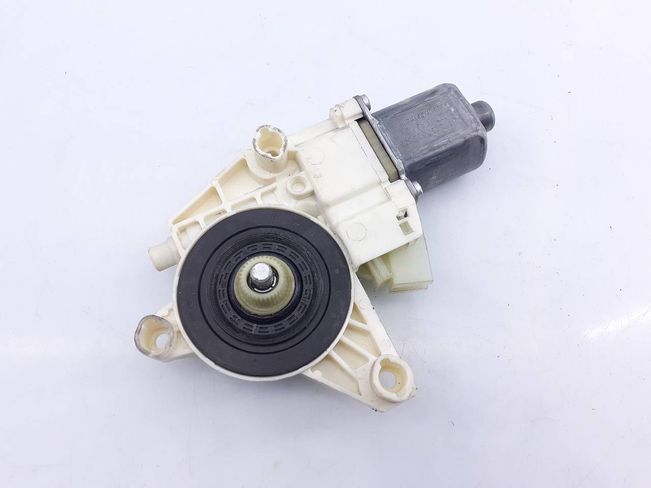 MERCEDES-BENZ E-Class W212/S212/C207/A207 (2009-2016) Front venstre dør vindusregulator motor 0130822503, E1-A2-3-2 18752534