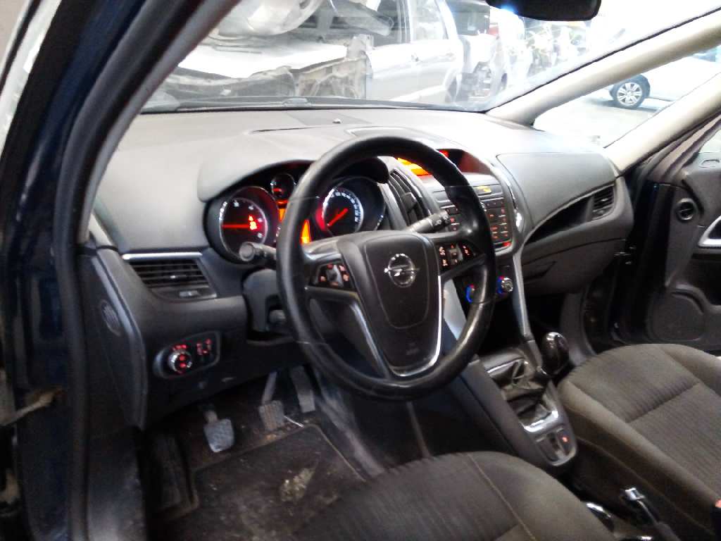 OPEL Zafira C (2012-2016) Замок задней левой двери 13579557, E2-B6-5-2 18413734