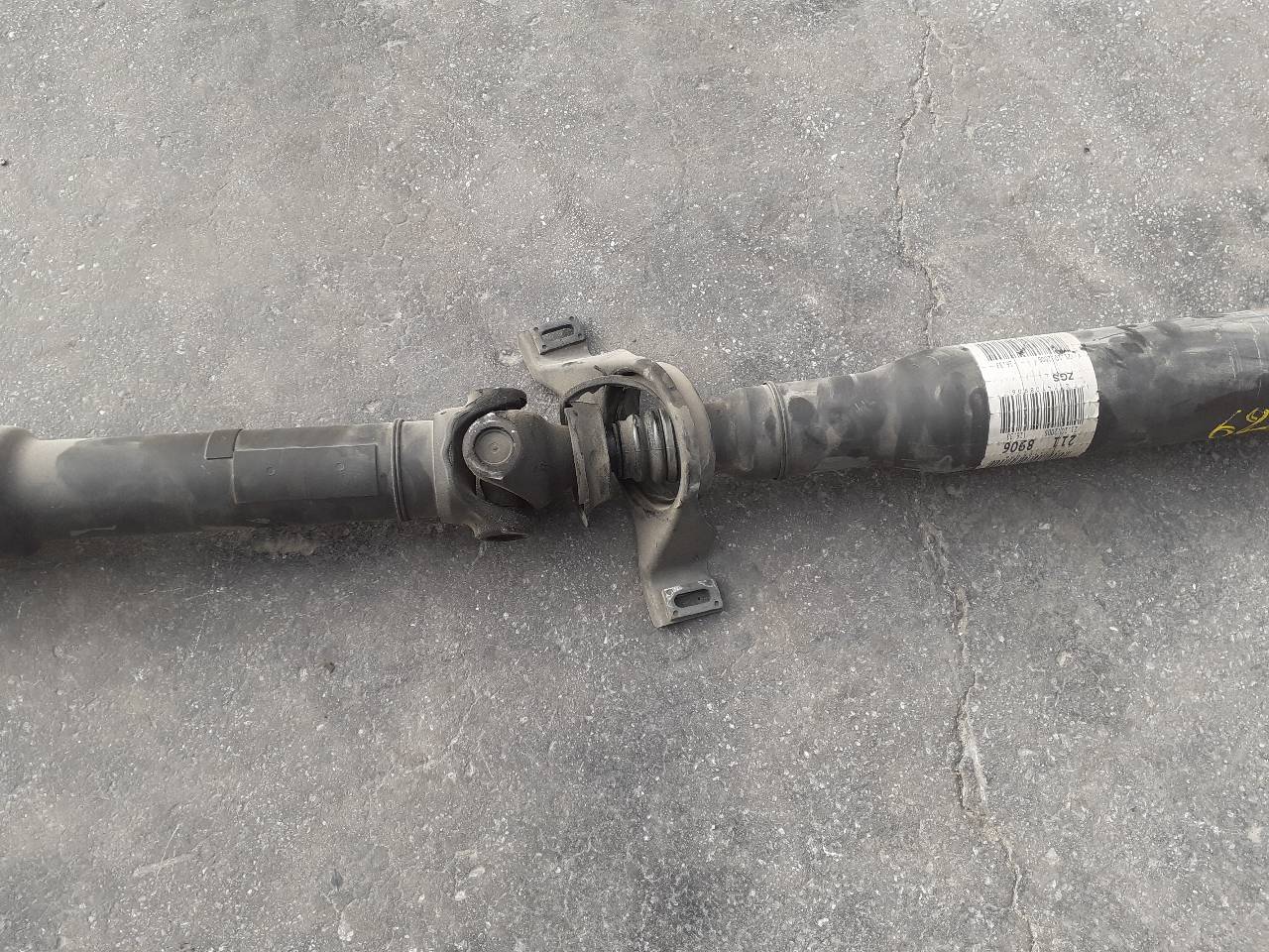 MERCEDES-BENZ CLS-Class C219 (2004-2010) Arbre de transmission court de boîte de vitesses 2118906, 2114108906, P1-B3-50 18477020