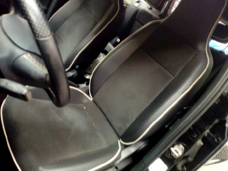 SEAT Alhambra 2 generation (2010-2021) Priekinių dešinių durų stiklo pakelėjas 6RU959801, E1-B6-24-1 18592332