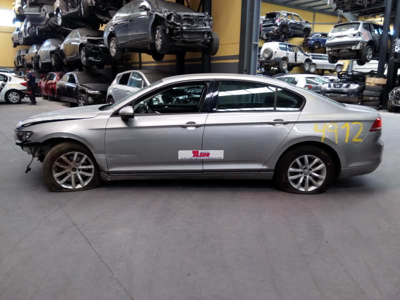 VOLKSWAGEN Passat B8 (2014-2023) Замок задней левой двери 5E0839015A, E1-B6-4-2 18394566