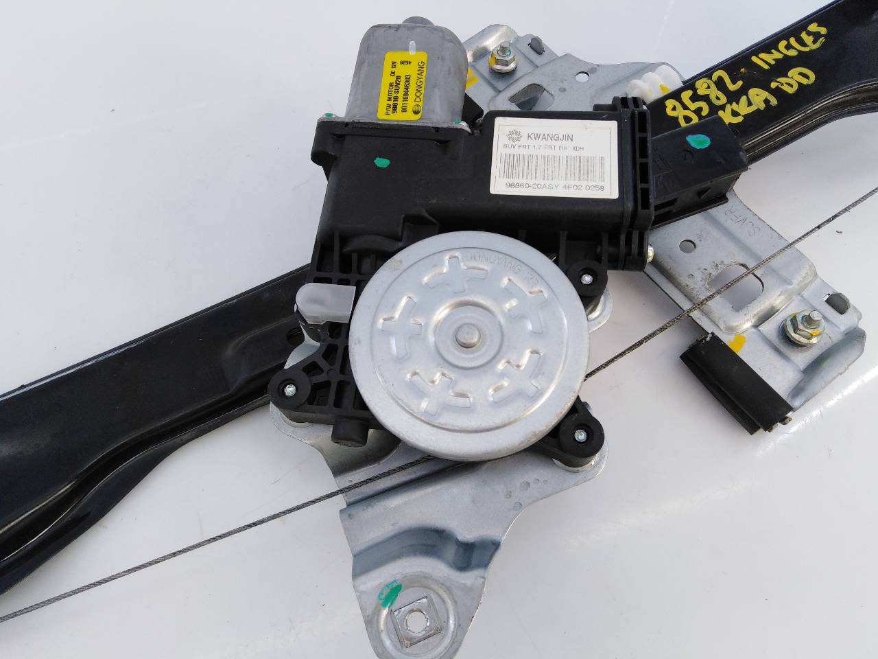 OPEL Mokka 1 generation (2012-2015) Vindusregulator foran høyre dør 9886020ASY4F020258,E2-B6-64-2 18693378