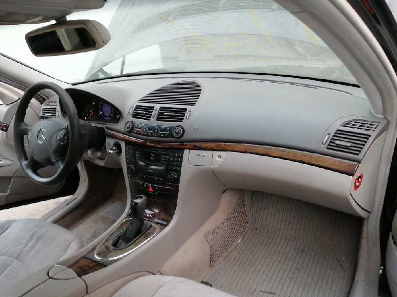 TOYOTA E-Class W211/S211 (2002-2009) Ремень безопасности передний правый 561014601,008L000,E1-A2-43-2 18553814