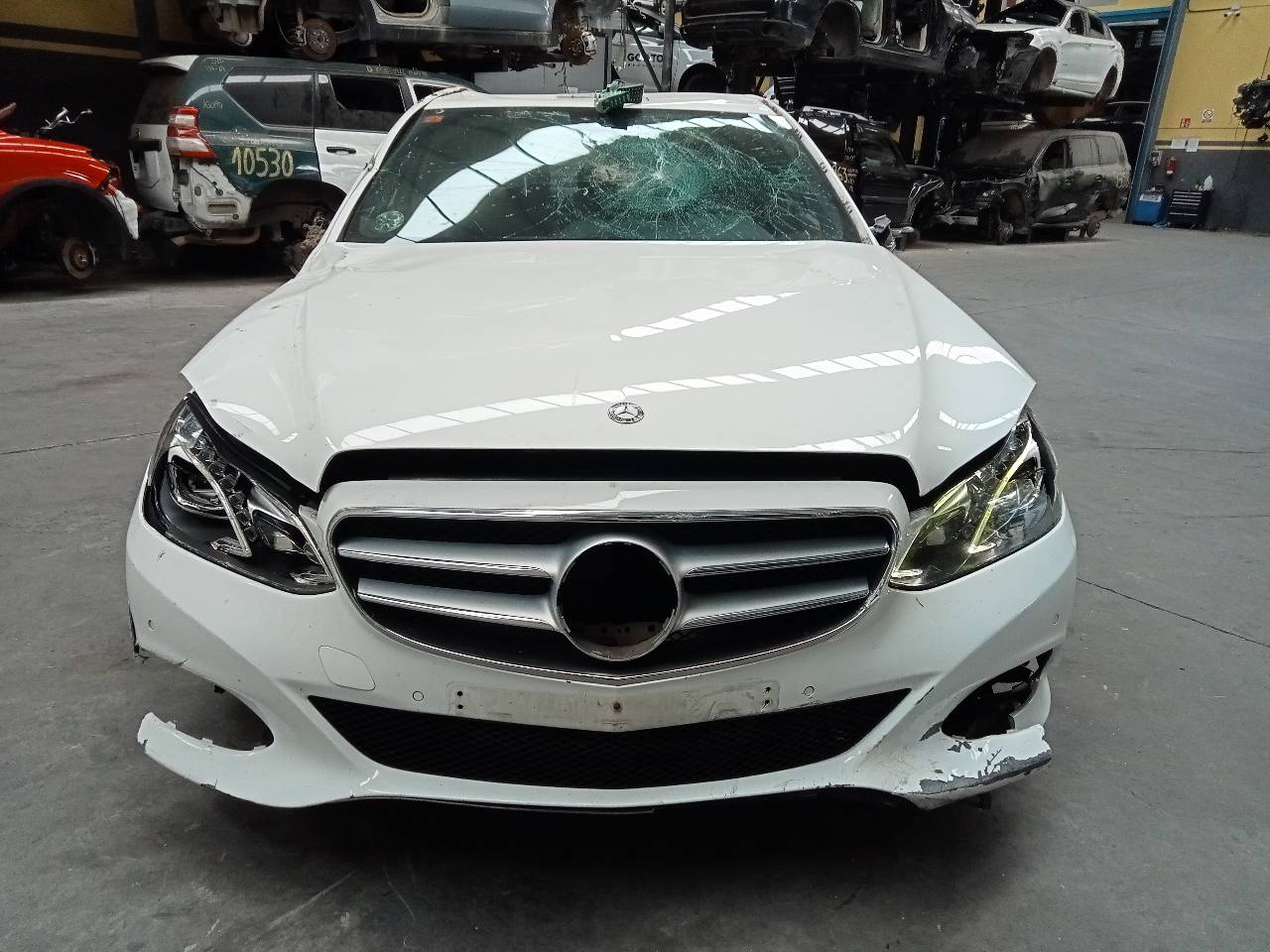 MERCEDES-BENZ E-Class W212/S212/C207/A207 (2009-2016) Csomagtérajtó zárja 24096991