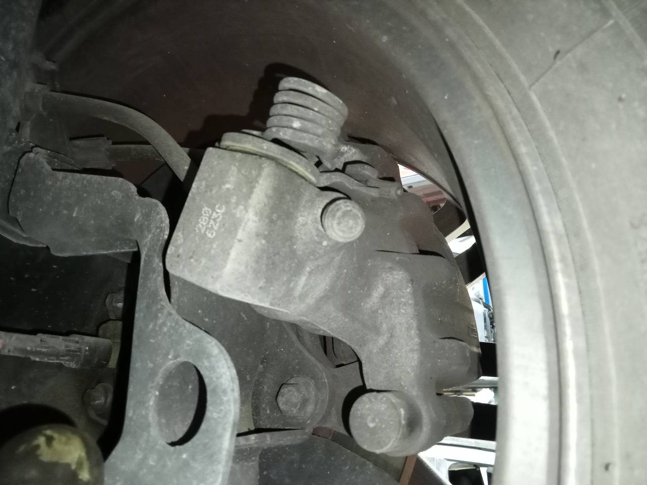 CHEVROLET C-Max 2 generation (2010-2019) Bremsecaliper høyre bak 23290124