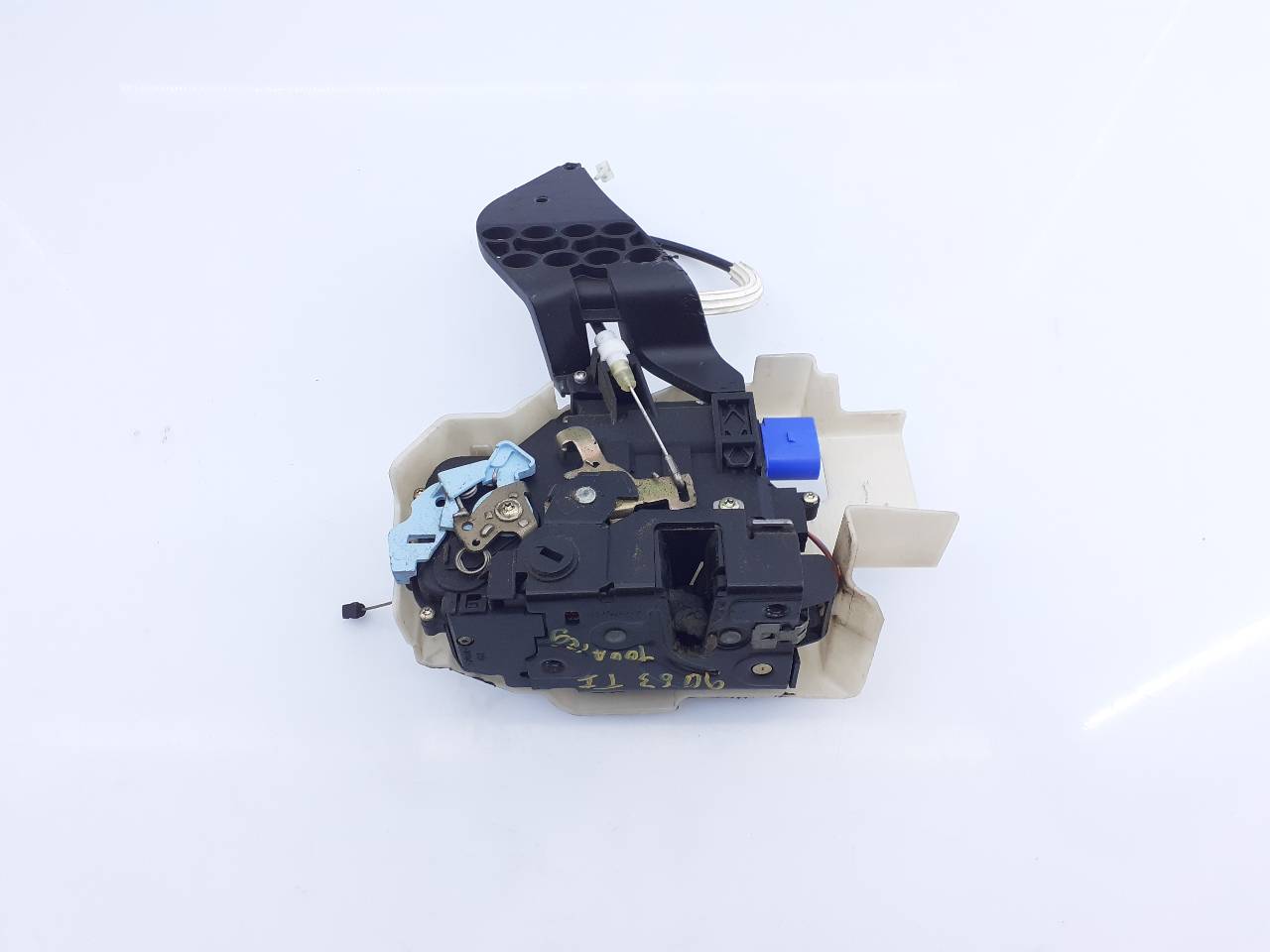 VOLKSWAGEN Touareg 1 generation (2002-2010) Rear Left Door Lock 7L0839015, E1-A5-44-1 18728453