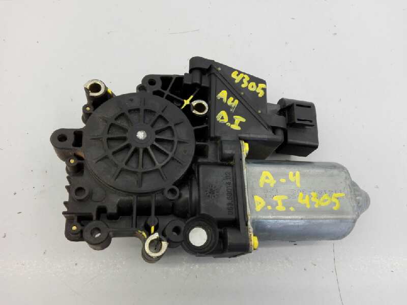 OPEL A4 B5/8D (1994-2001) Moteur de lève-vitre de porte avant gauche 113846113,E1-B6-11-1 18374999