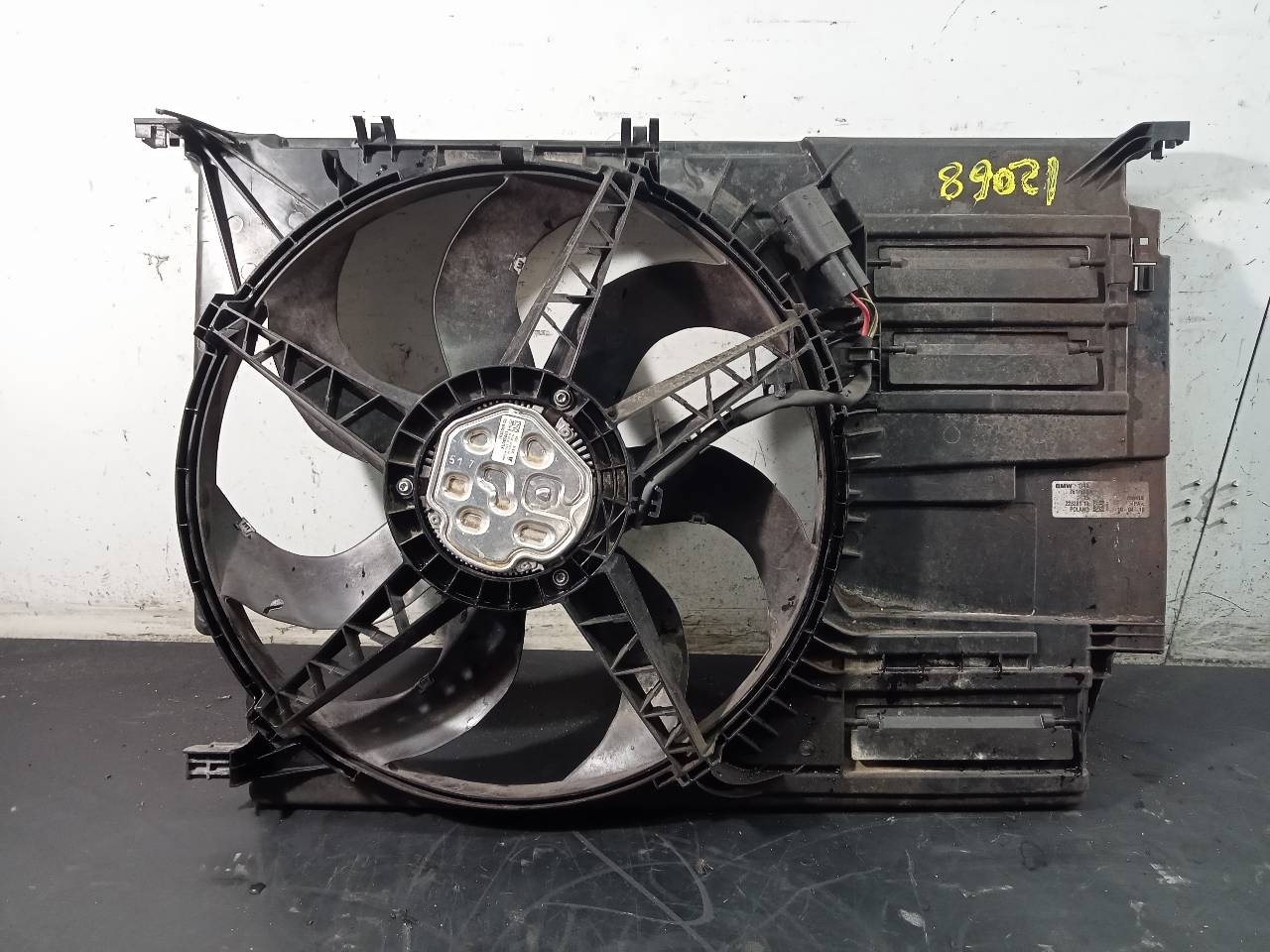 MINI Cooper R56 (2006-2015) Difūzoriaus ventiliatorius 7617608, 763606908, P2-B7-13 23302519