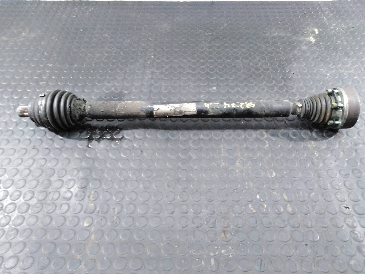 SEAT Toledo 3 generation (2004-2010) Front Right Driveshaft P1-A6-38 18676353