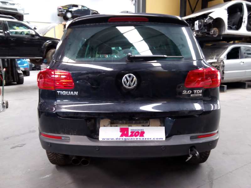 VOLKSWAGEN Tiguan 1 generation (2007-2017) Стеклоподъемник передней левой двери 5N0837755, E1-B6-2-3 18383257