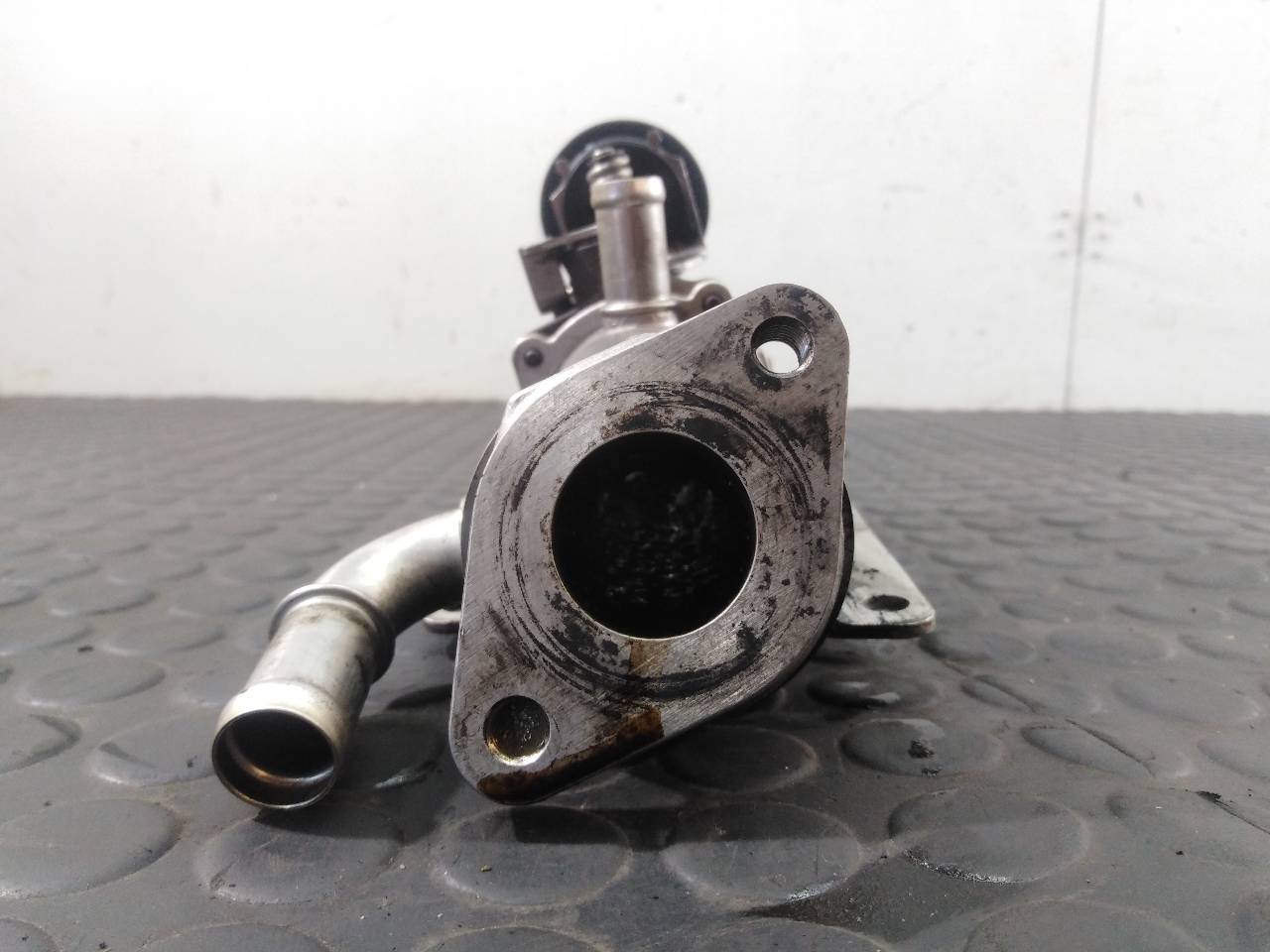 RENAULT Laguna 3 generation (2007-2015) EGR Valve P1-A2-7 18758832