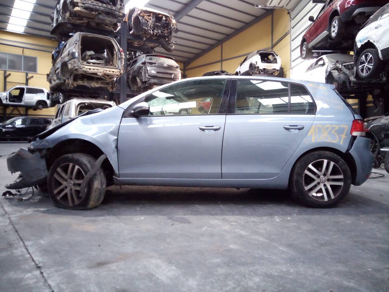 CHEVROLET Golf 6 generation (2008-2015) Bal hátsó ajtó ablakvezérlő motorja 5K0959703D,E1-B6-47-1 20965084