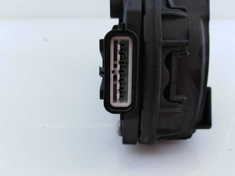 NISSAN X-Trail T32 (2013-2022) Throttle Pedal 18002BA0B,6PV00997815,E3-B4-27-4 18647764