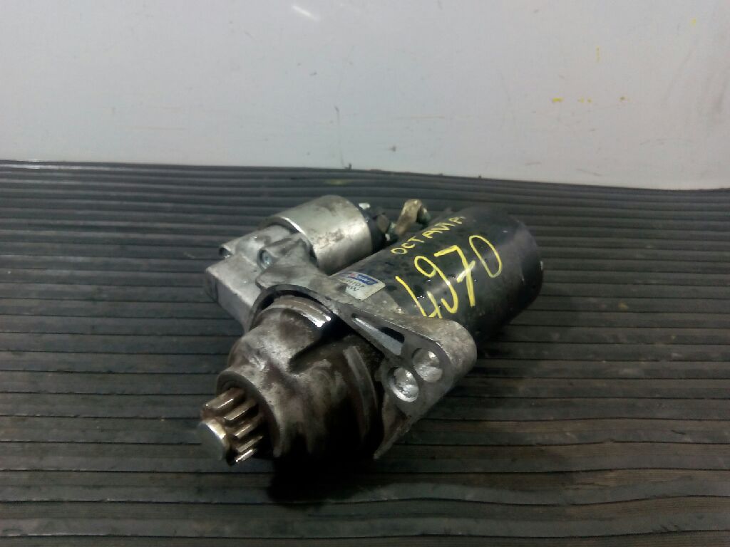 SKODA Octavia 2 generation (2004-2013) Starter Motor STRH107, P3-B7-8-3 18397855