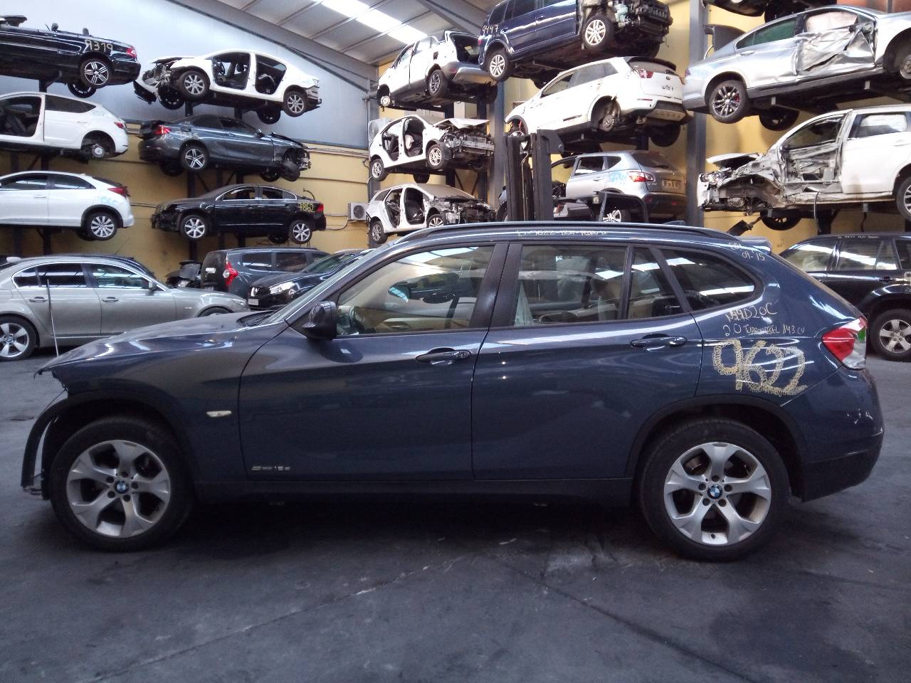 BMW X1 E84 (2009-2015) Стеклоподъемник задней левой двери E1-A3-44-1 24486044