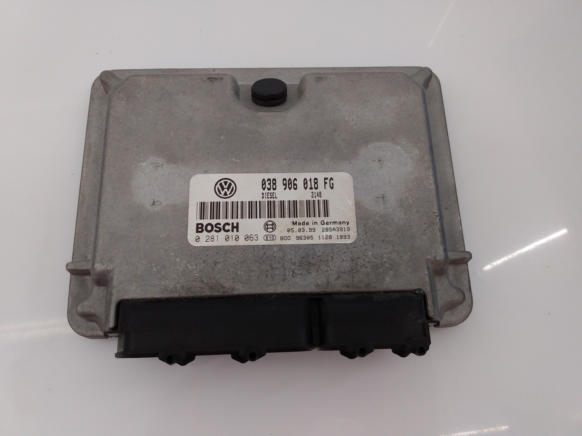 VOLKSWAGEN Passat B5 (1996-2005) Engine Control Unit ECU 038906018FG, E2-A1-20-8 20954910