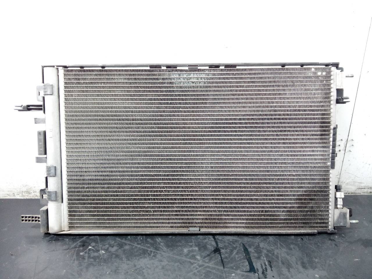 OPEL Insignia A (2008-2016) Air Con radiator R2038004701, P2-A4-7 21825099