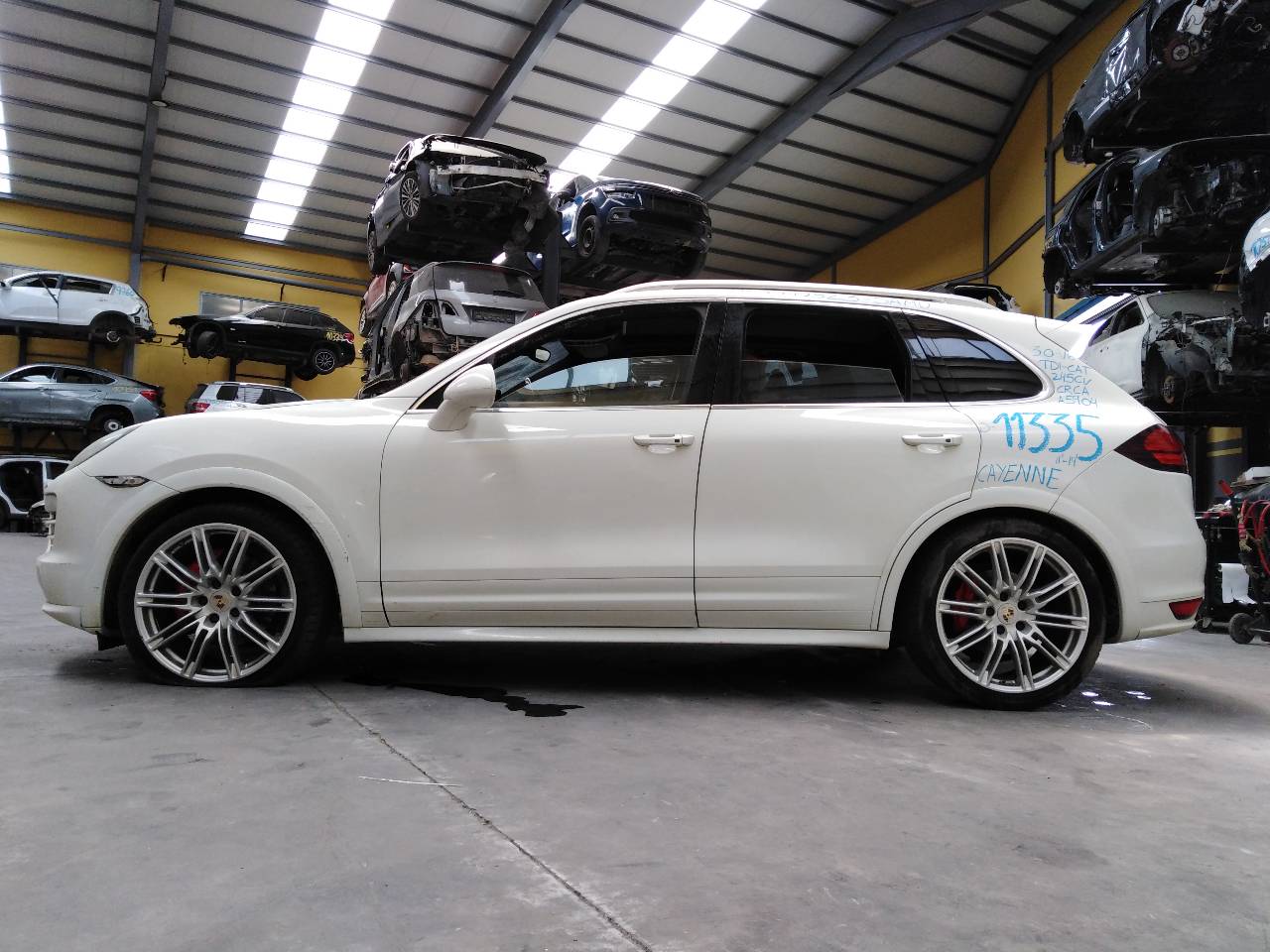 PORSCHE Cayenne 958 (2010-2018) Kairys skydelis nuo saulės (saulės apsauga) 7P0857551D,E1-A5-47-2 21822755