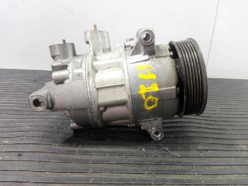 VOLKSWAGEN Passat B8 (2014-2023) Air Condition Pump 5Q0816803B, 01141543, P3-A1-8-6 18464648