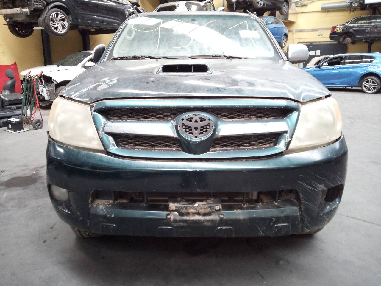 TOYOTA Hilux 7 generation (2005-2015) Galinių dešinių durų stiklo pakelėjas 857200K020, E2-B4-4-1 24035808