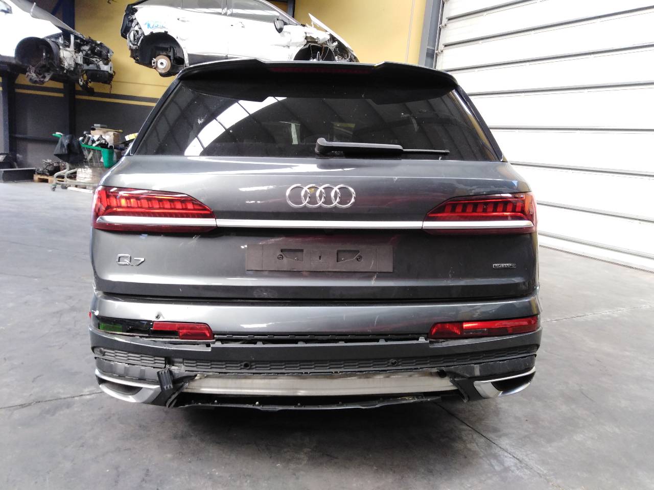 AUDI Q7 4M (2015-2024) Moottorin ohjausyksikkö ECU 059907309AC,E2-A1-40-1 24088652