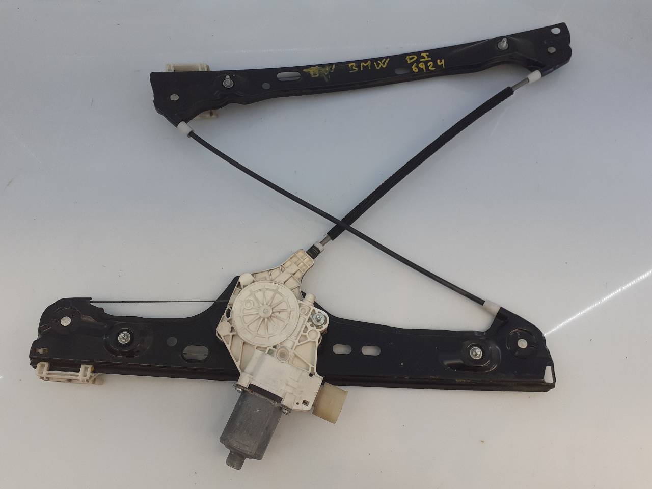 BMW 3 Series E90/E91/E92/E93 (2004-2013) Front Left Door Window Regulator 7060265, E1-A3-15-2 18533265