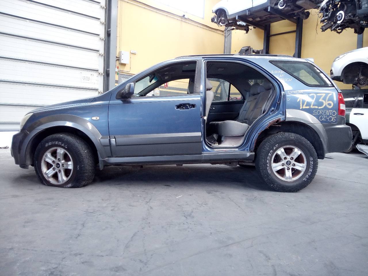 KIA Sorento 1 generation (2002-2011) Rokas bremzes rokturis 25357031