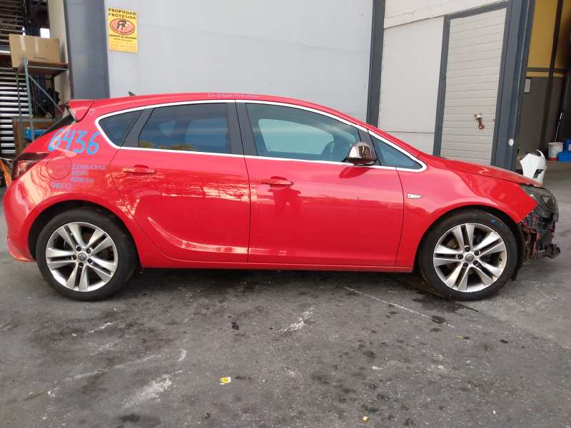 OPEL Astra J (2009-2020) Egyéb vezérlőegységek 13340389,E3-A5-32-1 18534106