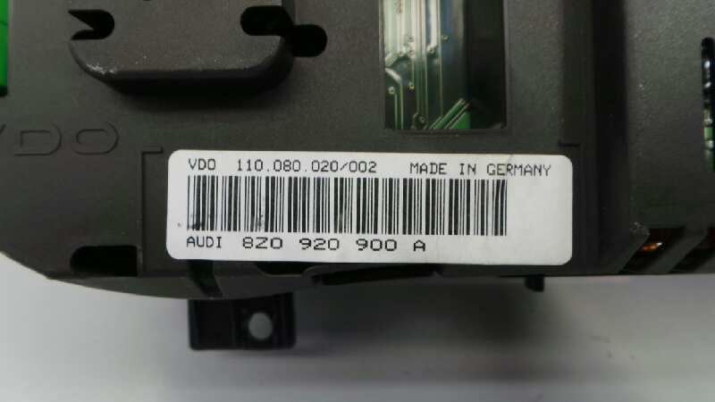 AUDI A2 8Z (1999-2005) Instrumentu panelis/spidometrs 8Z0920900A, E2-A1-8-3 18417993