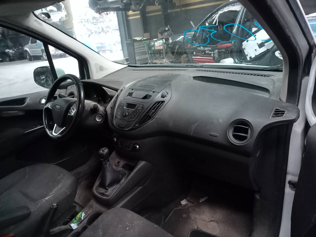 FORD Transit Замок передней левой двери 921755105, E2-B3-45-1 23302140