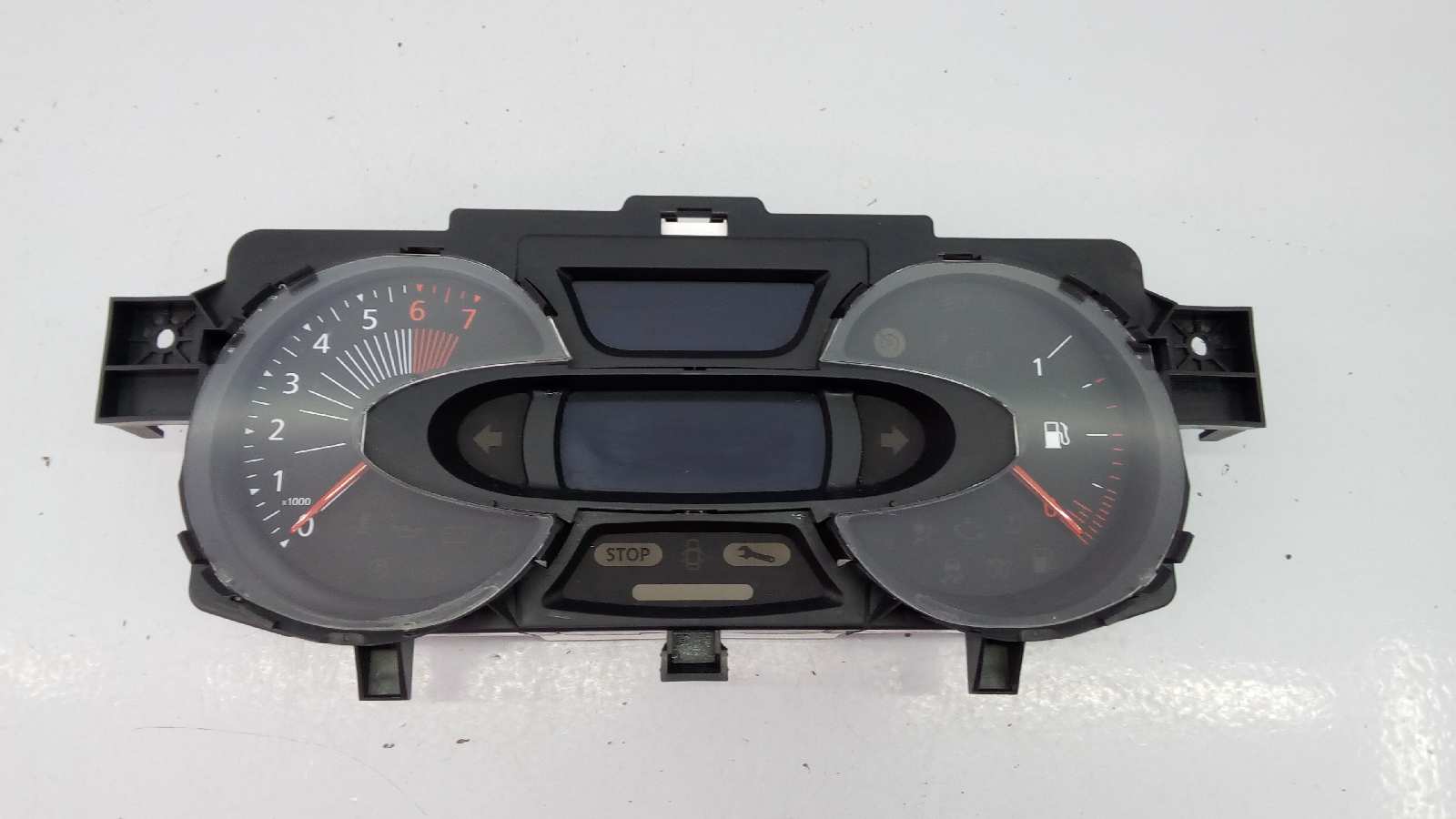 RENAULT Captur 1 generation (2013-2019) Speedometer 248108056R, E2-A1-37-2 18529842