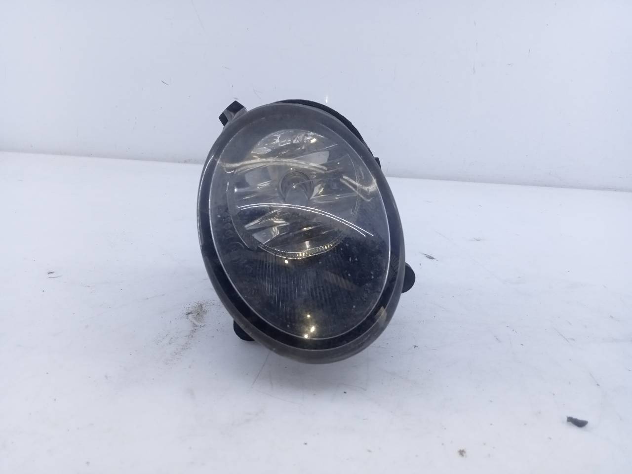 TOYOTA Front Left Fog Light 4F0941699, E1-B6-47-2, E1-B6-47-2 26272954