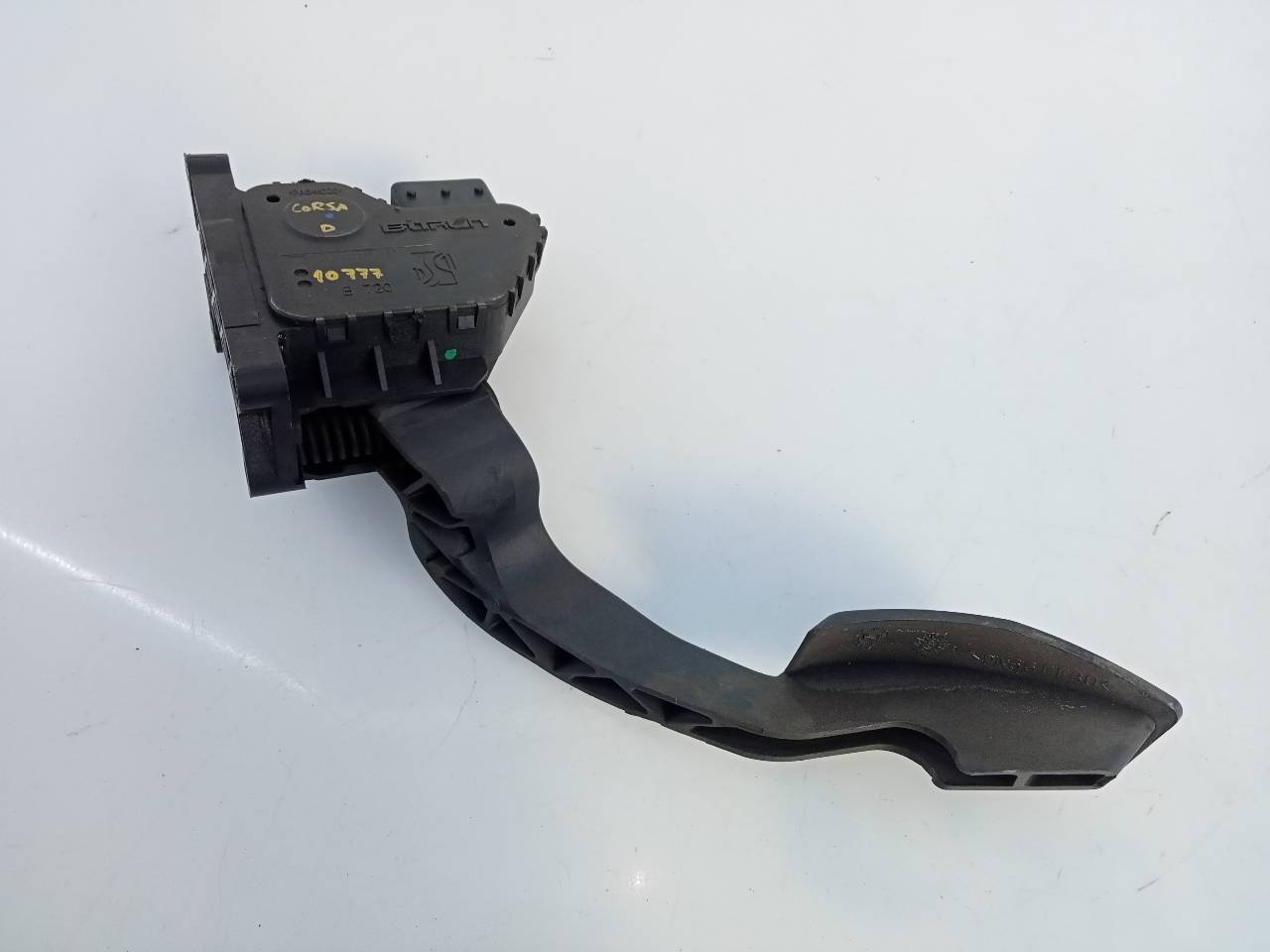 OPEL Corsa D (2006-2020) Throttle Pedal 13305804,E3-A5-17-3 24064805