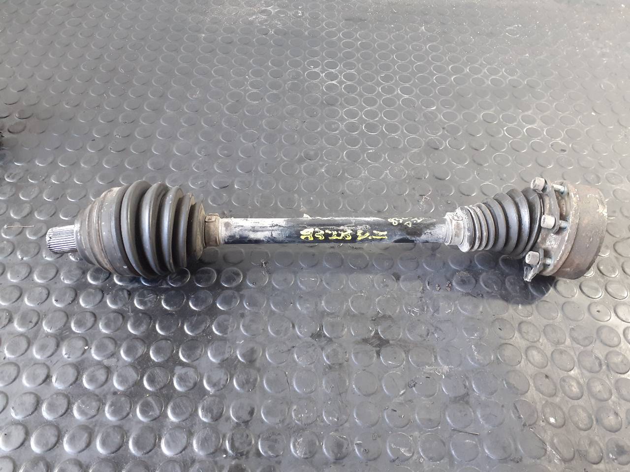 SEAT Leon 2 generation (2005-2012) Front Left Driveshaft P1-A6-42 18674948