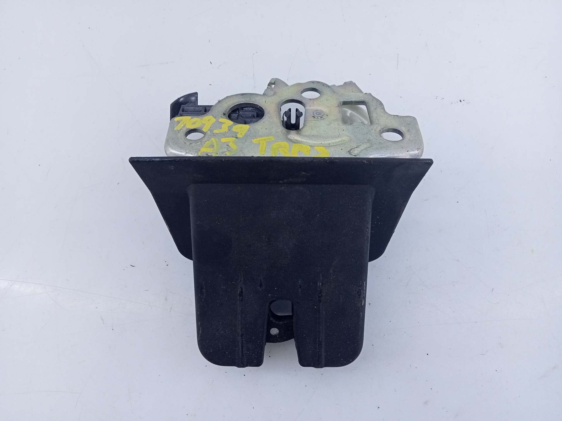 AUDI A3 8V (2012-2020) Tailgate Boot Lock 8R0827505, E1-B6-48-1 21794407