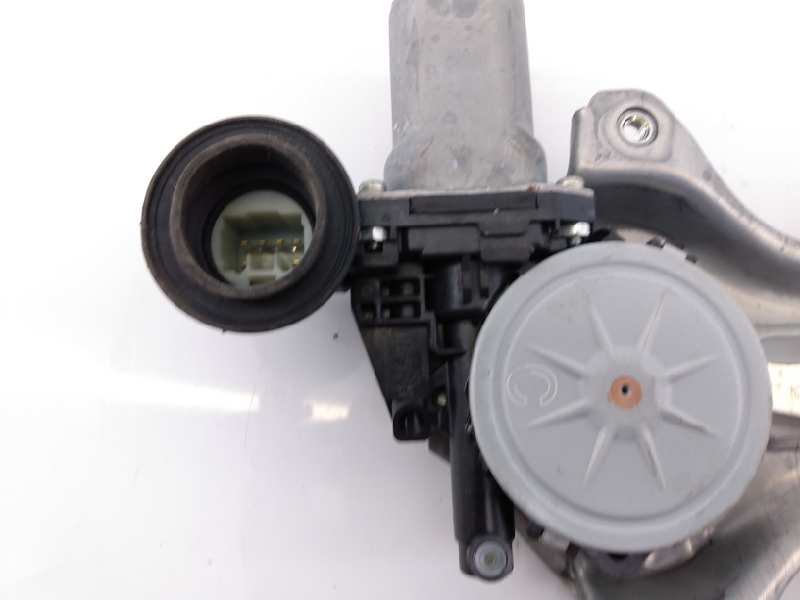 TOYOTA RAV4 4 generation (XA40) (2012-2018) Ridicător de geam ușă dreapta față 6980130280,E2-B4-20-2 18592346