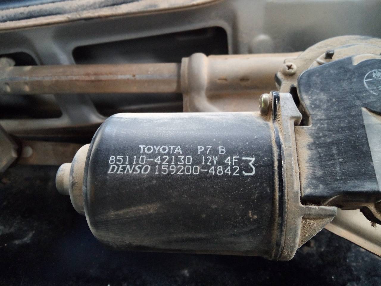 MERCEDES-BENZ RAV4 2 generation (XA20) (2000-2006) Front vindusviskermekanisme 8511042130 20962477